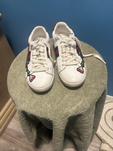 Gucci ace embroidered floral - embroidered,