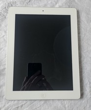 Apple iPad 2 (2nd Gen) 16GB White and Grey WiFi 9.7" Tablet - Good Condition