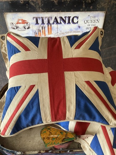 Union jack aged - /,
