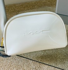 M.A.C White Cosmetic Case Make Up Bag Cosmetic Vinyl Purse Pouch - BRAND NEW