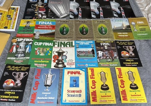 Cup final programmes - programmes(,