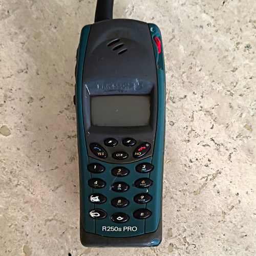 Ericsson r250s pro mobile - r250s, uh
