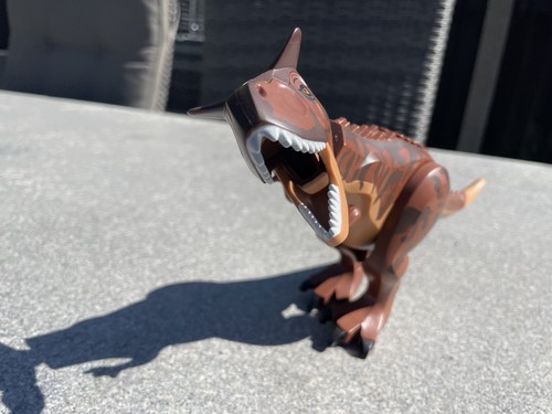 Genuine lego 75929 - genuine, carnotaurus