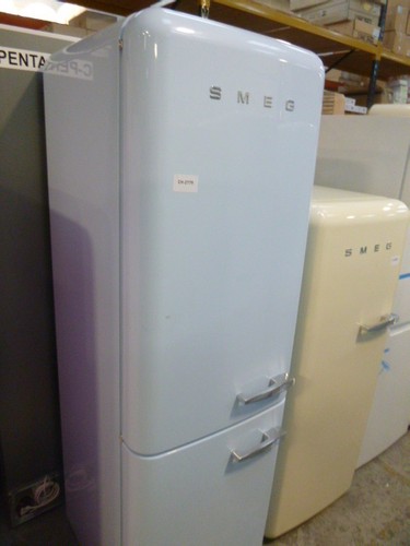Smeg fridge freezer pastel - fridge,