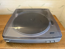 Aiwa Fully Automatic Turntable 