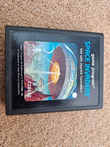 Space invaders game cartridge - game,