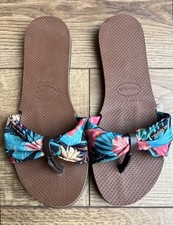 HAVAIANAS Multicoloured Floral Print Flip Flops Size 39/40 - UK 6/7 - Brand new 