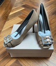 New BCBG Genereation High Heel Beige Nubuck Shoes UK Size 5