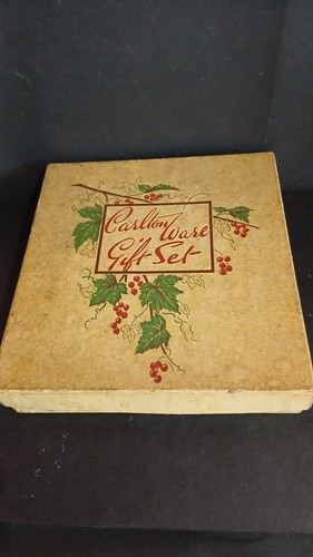 Vintage boxed carlton ware - boxed,
