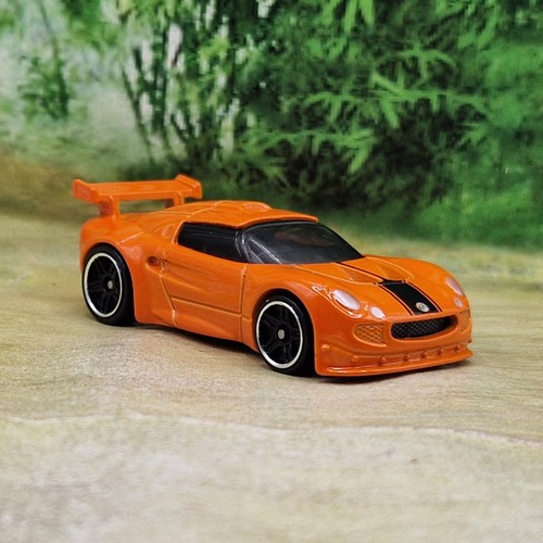 Hot wheels lotus - hot,