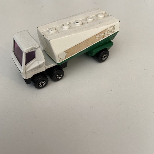 Freeway gas tanker 63 - gas, no