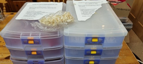 Plastic figures ready - figures,