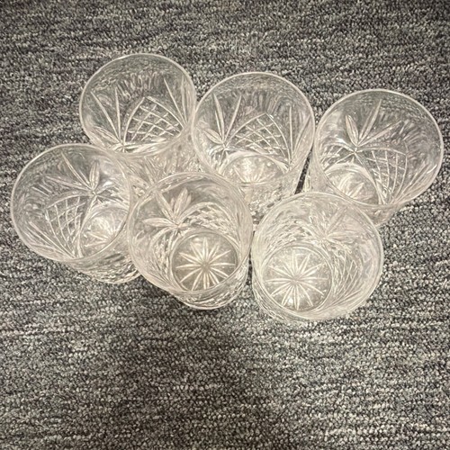 Unmarked piece clear - clear, cut