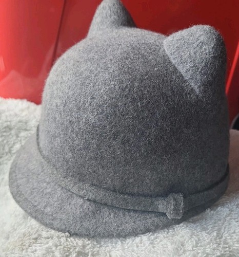 Zara gray felt cat kitty - zara,
