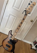 Fender USA Dimension Bass