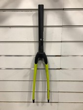 used Giant full carbon forks and steerer 11/4 oversize 2 disc / 28.5cm steerer