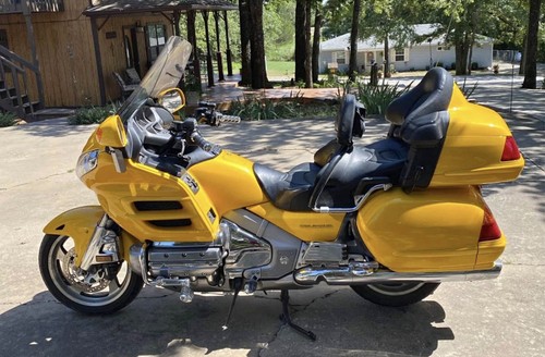 2002 honda gl1800 - 2002,