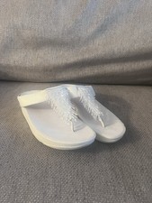 FitFlop White ChaCha Flip Flops Beaded Detail Size Uk 6 Euro 39