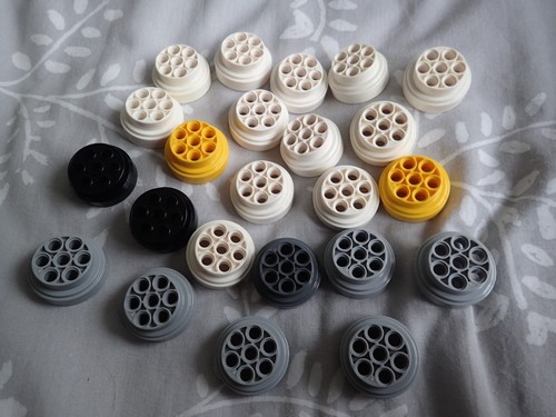 Lego model team wheels - lego,