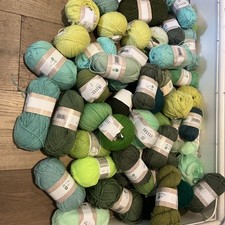 Job Lot Bundle Mixed Shades green double Knitting Yarn 1000g