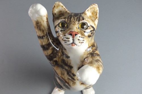 Winstanley large tabby cat - large,