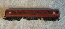 R29/221 Tri-ang Maroon OO