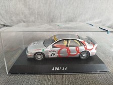 Scalextric C2002 AUDI A4 -TEAM