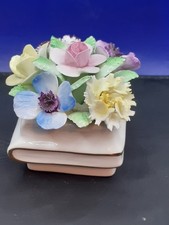 ROYAL DOULTON FINE BONE CHINA