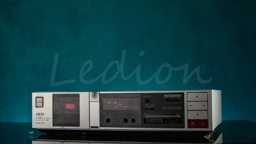 Akai fi cassette deck - hi,