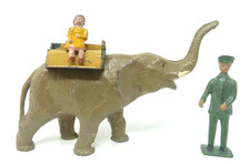 TAYLOR & BARRETT LEAD ZOO SERIES ELEPHANT RIDE