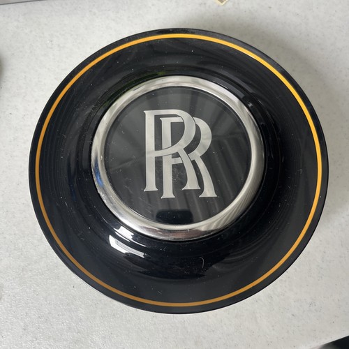 Alloy wheel centre cap - cap, for