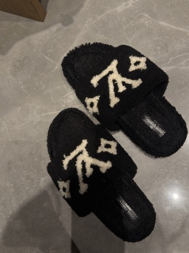Fluffy slippers - fluffy,
