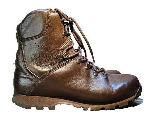Lightweight hiking boots
