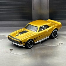 Hot Wheels '67 Camaro