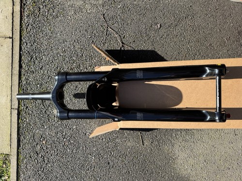 Suntour aion 38x 2cr air - aion,