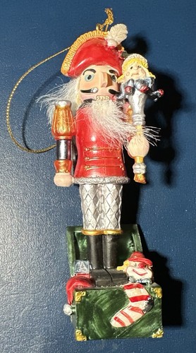 Living home holiday nutcracker - living,