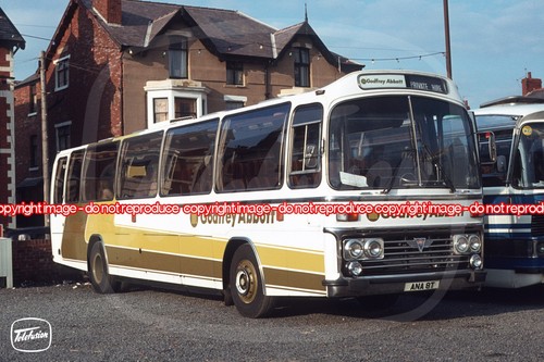Coach photo gmpte - gmpte, godfrey