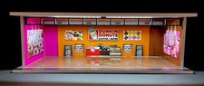 Dunkin D Garage Theme 1:64