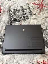 Alienware M15 R7 Laptop