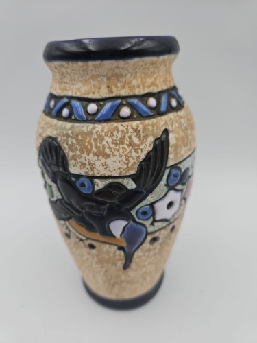 Amphora pottery hummingbird - amphora,