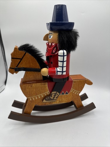 Sheriff outlaw cowboy riding - cowboy,
