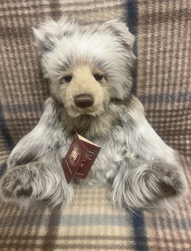 Charlie bears bumble bee - charlie,