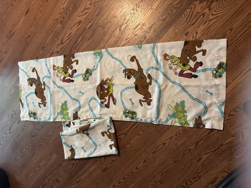 Vintage scooby doo fabric - 2-,