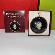 Vintage Plaque Roses In Cameo-