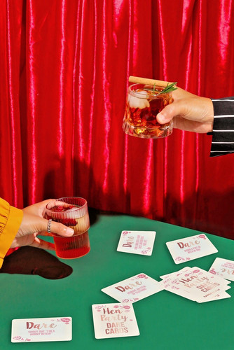 Pink hen party dare cards - 24,