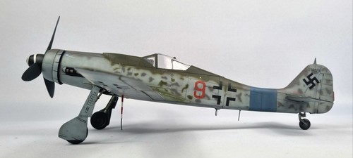 Fw190 red 9 built - 1/32, 9'