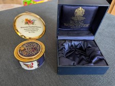 Vintage Royal Worcester collection "Worcester Herbs" Thyme trinket box