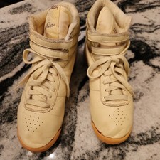 Vtg LA Gear Hi Top Sneakers