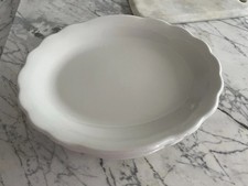 Six Oval Dinner Plates With Wavy Edges