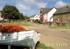 Braunton , Devon : Vintage Postcard.